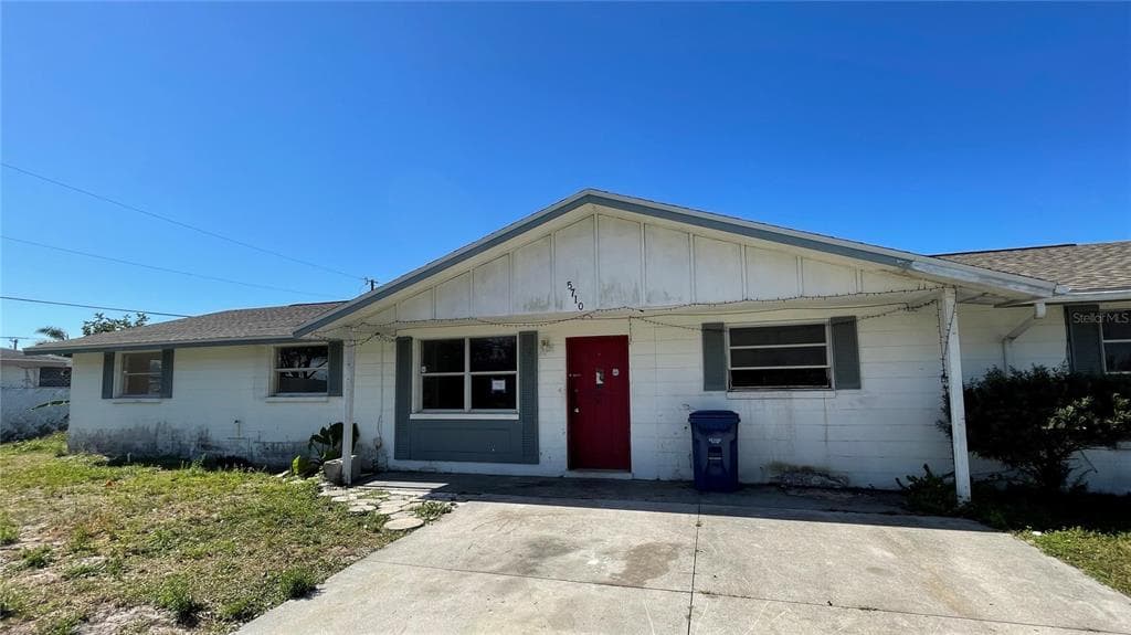 5710 MONITOR PLACE SARASOTA, FL 34231