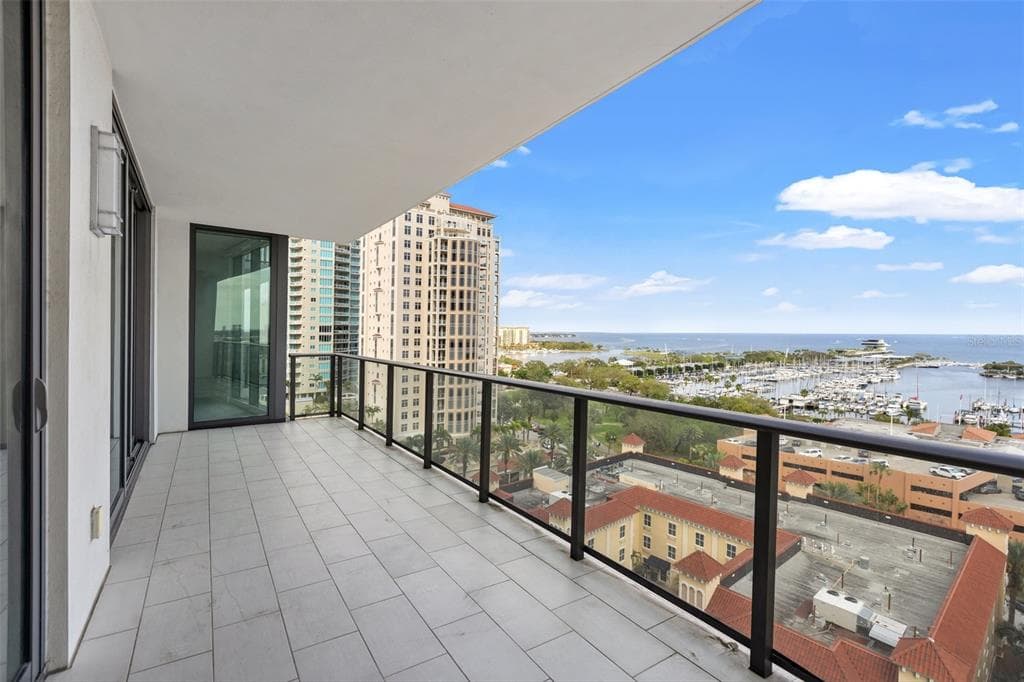 100 1ST AVENUE N UNIT 1102 ST PETERSBURG, FL 33701
