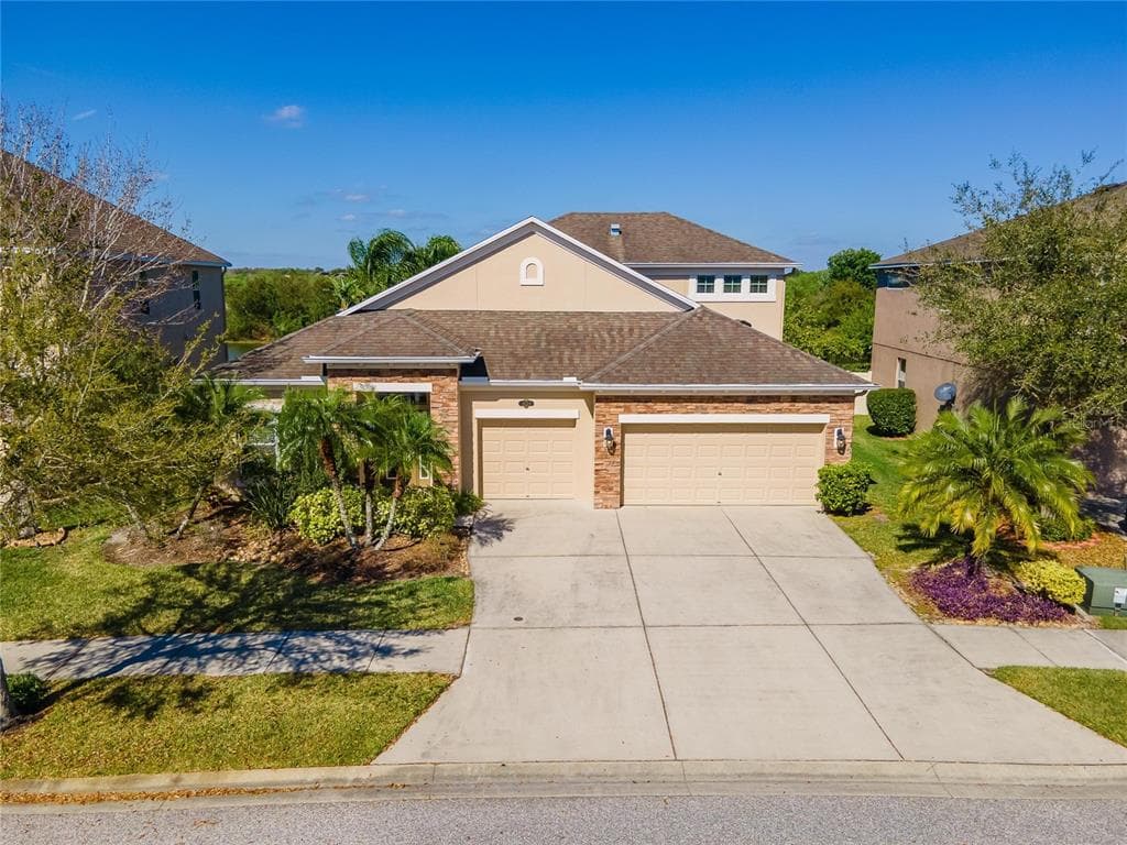10729 BREAKING ROCKS DRIVE TAMPA, FL 33647
