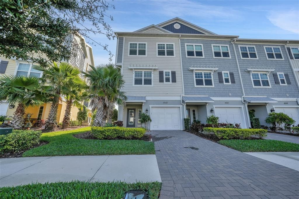 4045 ROCKY SHORES DRIVE TAMPA, FL 33634