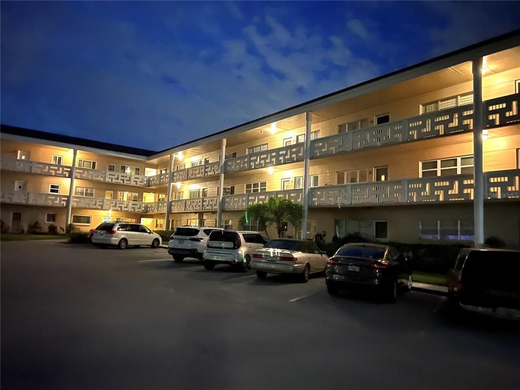 2435 SUMATRAN WAY UNIT 57 CLEARWATER, FL 33763