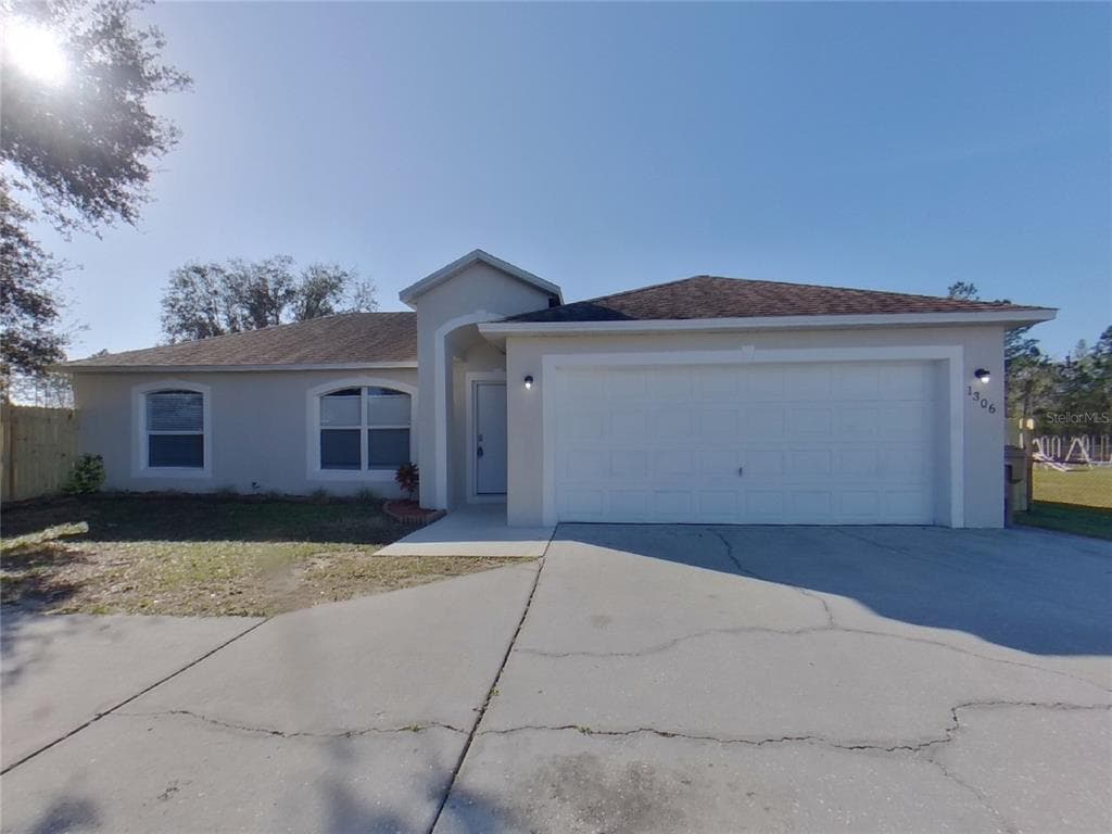 1306 DUNBARTON COURT KISSIMMEE, FL 34758