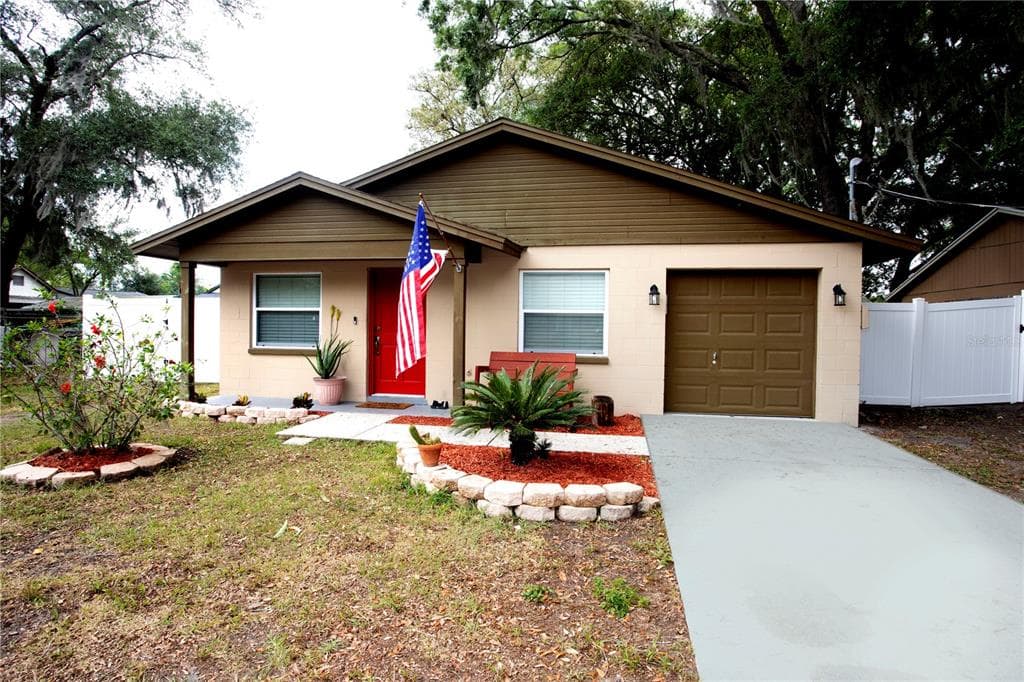 1701 N LIME STREET PLANT CITY, FL 33563