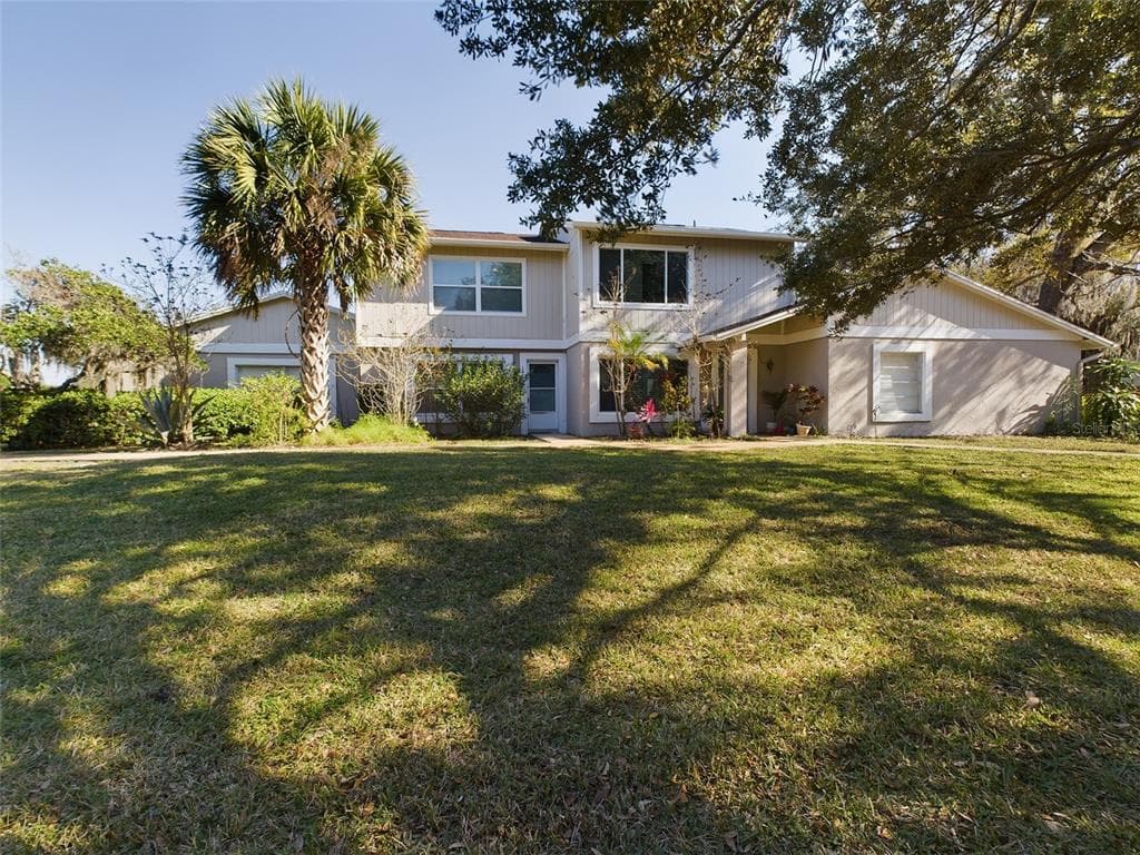 14747 LAKE FOREST DRIVE LUTZ, FL 33559