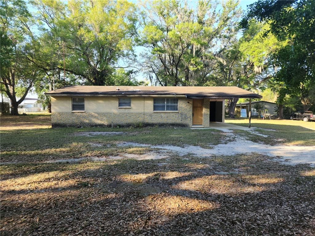 510 E STRICKLAND STREET PLANT CITY, FL 33563