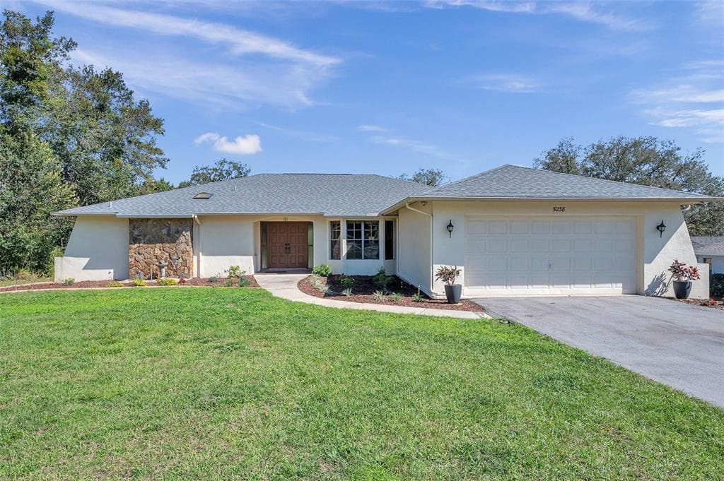 5238 SUWANNEE ROAD WEEKI WACHEE, FL 34607