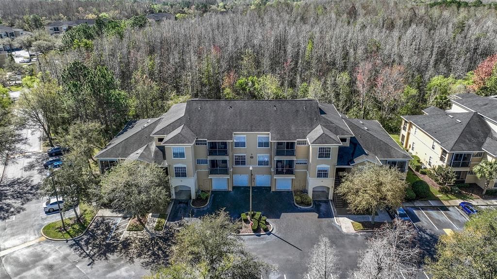 5125 PALM SPRINGS BOULEVARD UNIT 15303 TAMPA, FL 33647