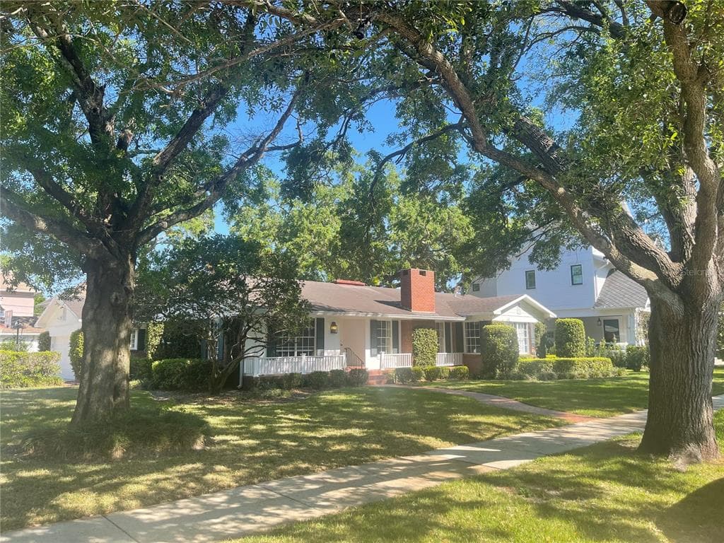 2525 W EDGEWOOD ROAD TAMPA, FL 33609