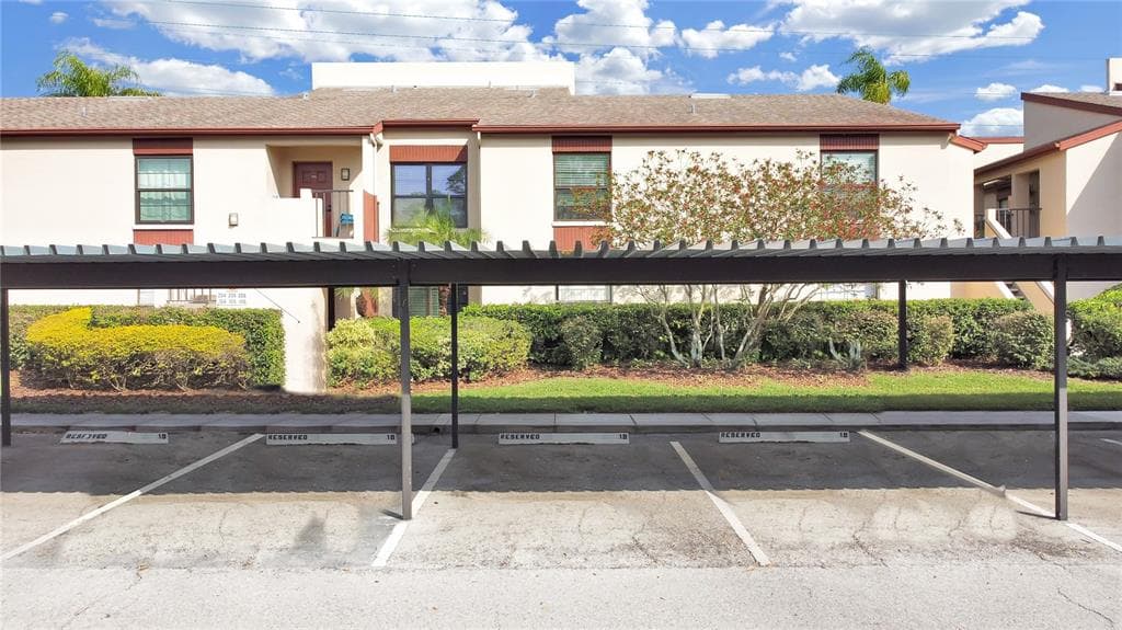 2599 COUNTRYSIDE BOULEVARD UNIT 105 CLEARWATER, FL 33761