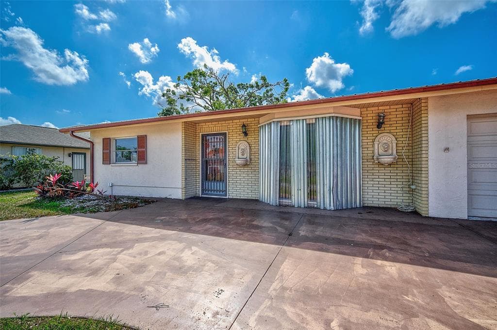 245 MANOR ROAD VENICE, FL 34293