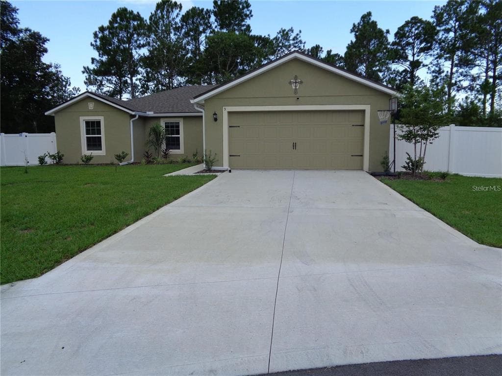 9 WALDRON PLACE PALM COAST, FL 32164