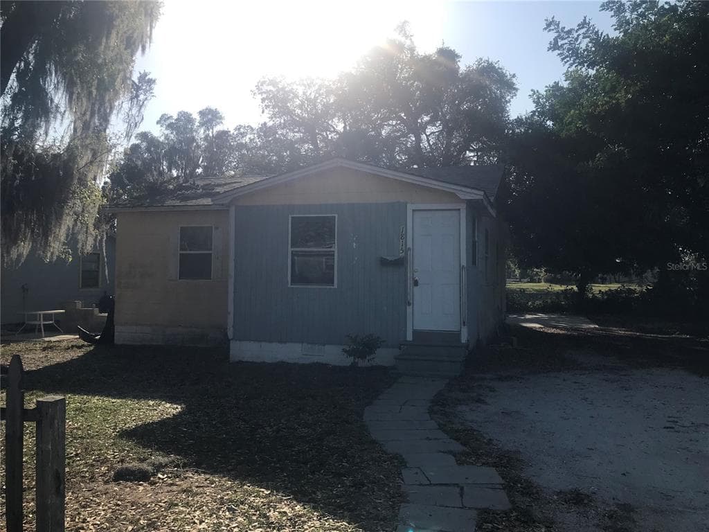 1815 12TH STREET S ST PETERSBURG, FL 33705