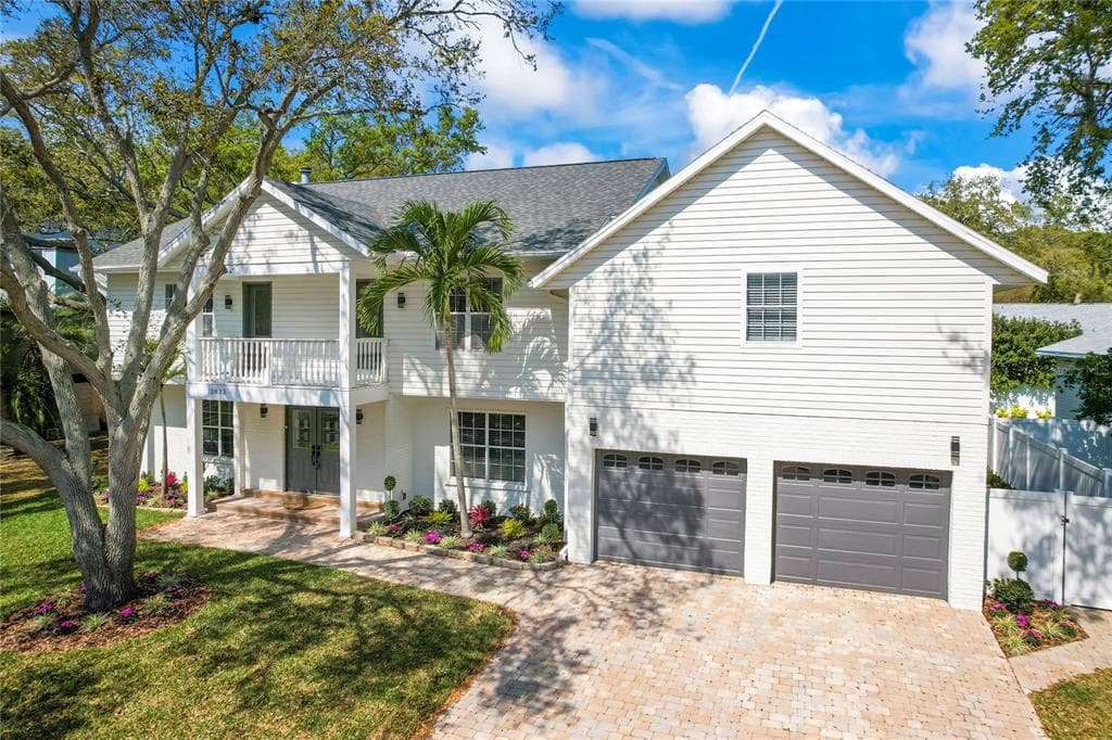 12833 POINSETTIA AVENUE SEMINOLE, FL 33776