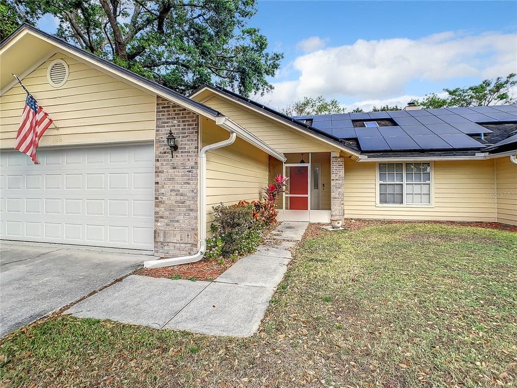 889 PINE MEADOWS RD ORLANDO, FL 32825