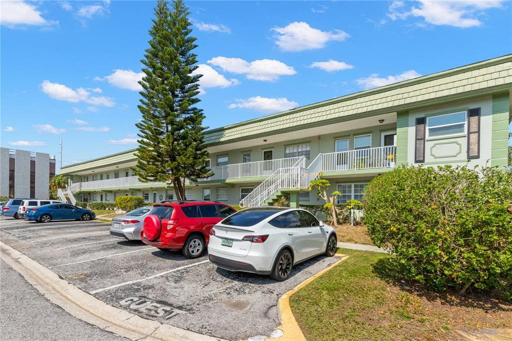 1433 S BELCHER ROAD UNIT C4 CLEARWATER, FL 33764