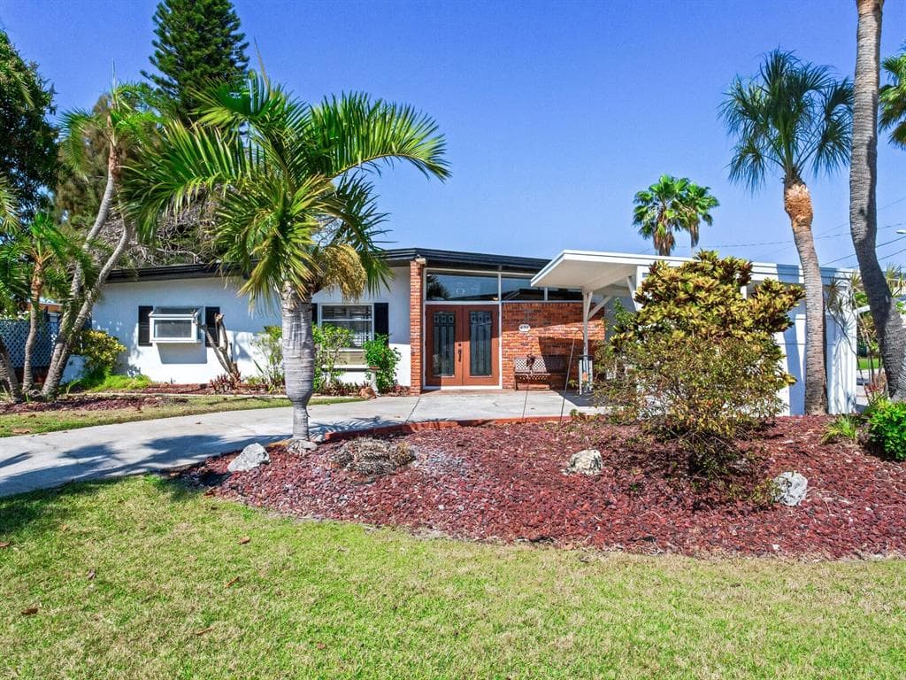 434 41ST AVENUE ST PETE BEACH, FL 33706