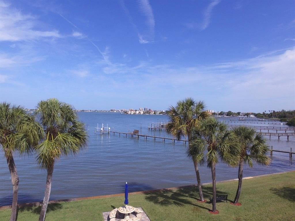 100 BLUFF VIEW DRIVE UNIT 112A BELLEAIR BLUFFS, FL 33770