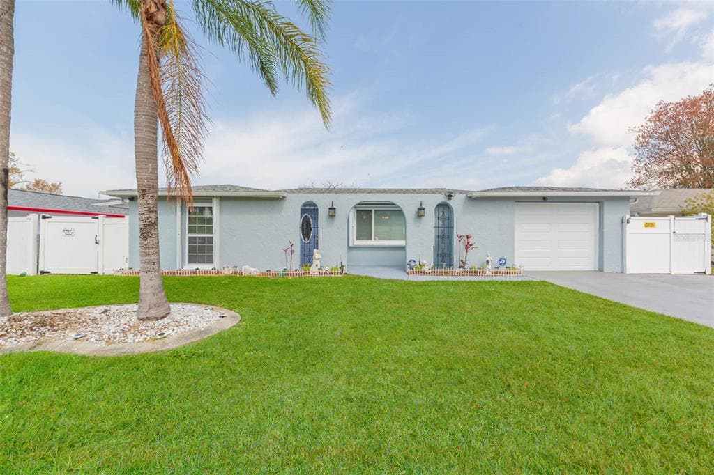 7127 ASHWOOD DRIVE PORT RICHEY, FL 34668