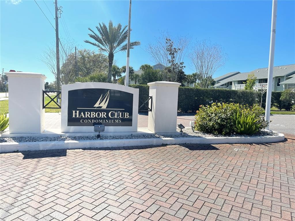 455 ALT 19 S UNIT 258 PALM HARBOR, FL 34683