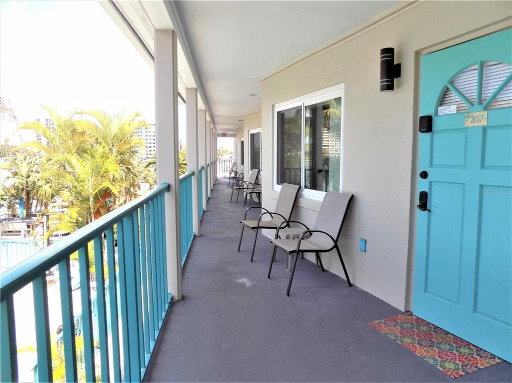 673 BAY ESPLANADE UNIT 207