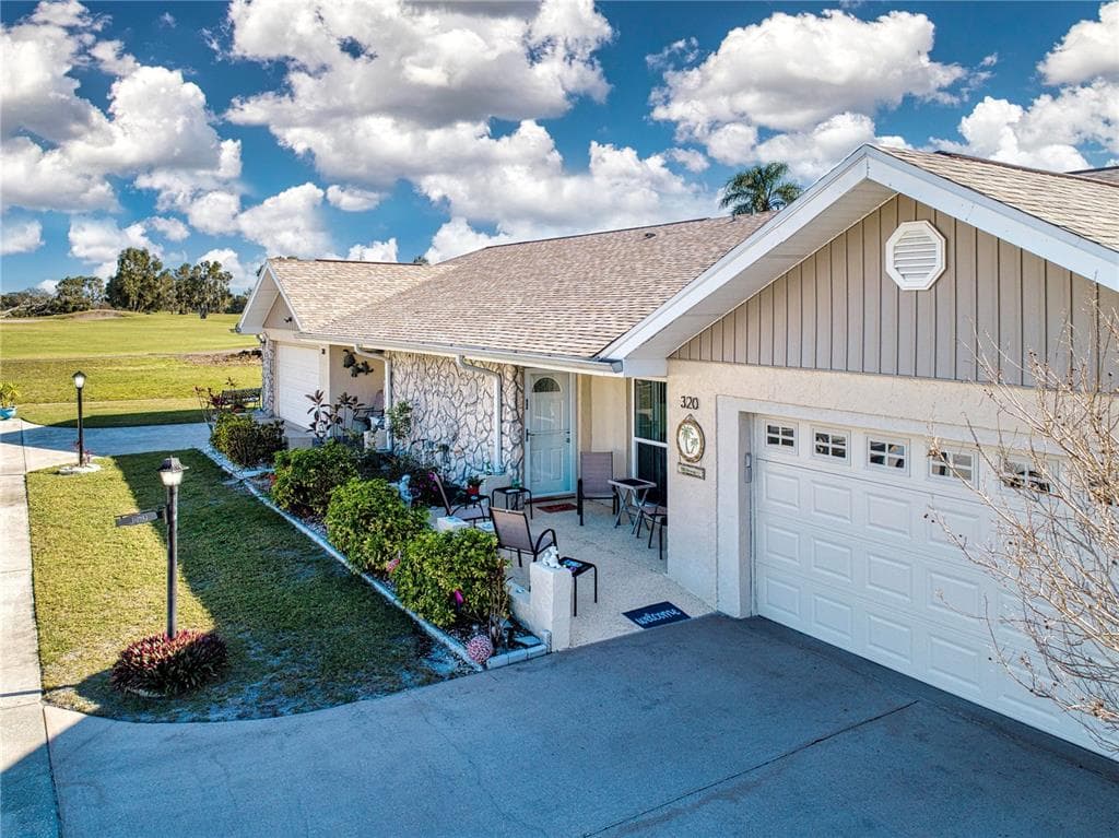 320 FAIRCROSS CIRCLE UNIT 320 SUN CITY CENTER, FL 33573