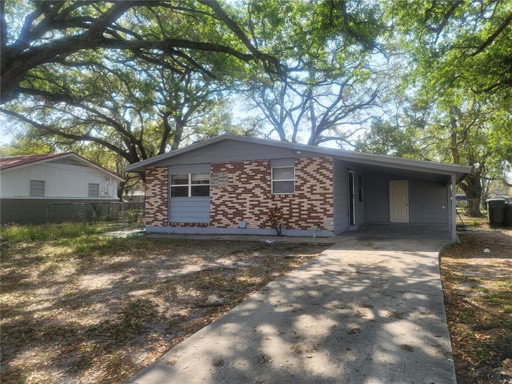 7901 BAHIA AVENUE TAMPA, FL 33619