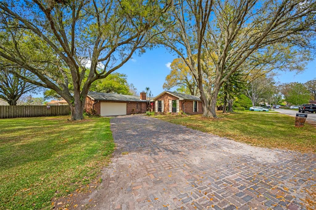 3021 JOAN COURT LAND O LAKES, FL 34639