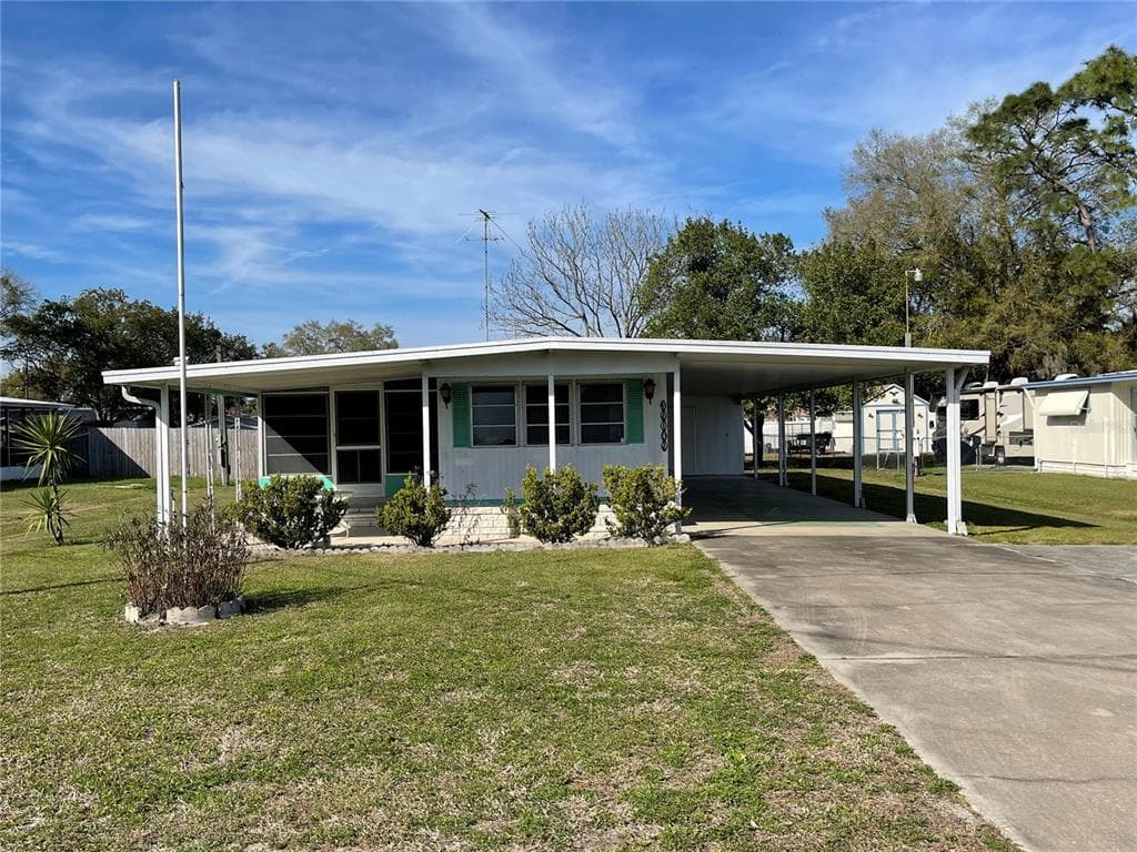 39049 KIRKLAND DRIVE ZEPHYRHILLS, FL 33542