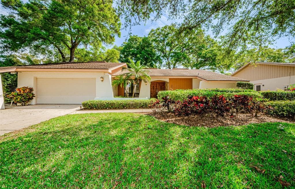 2383 INDIAN TRAIL E PALM HARBOR, FL 34683