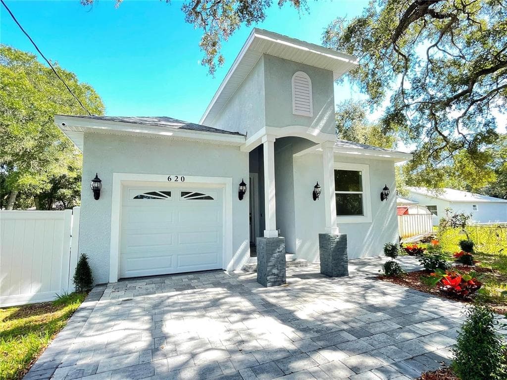 620 ELM STREET SAFETY HARBOR, FL 34695