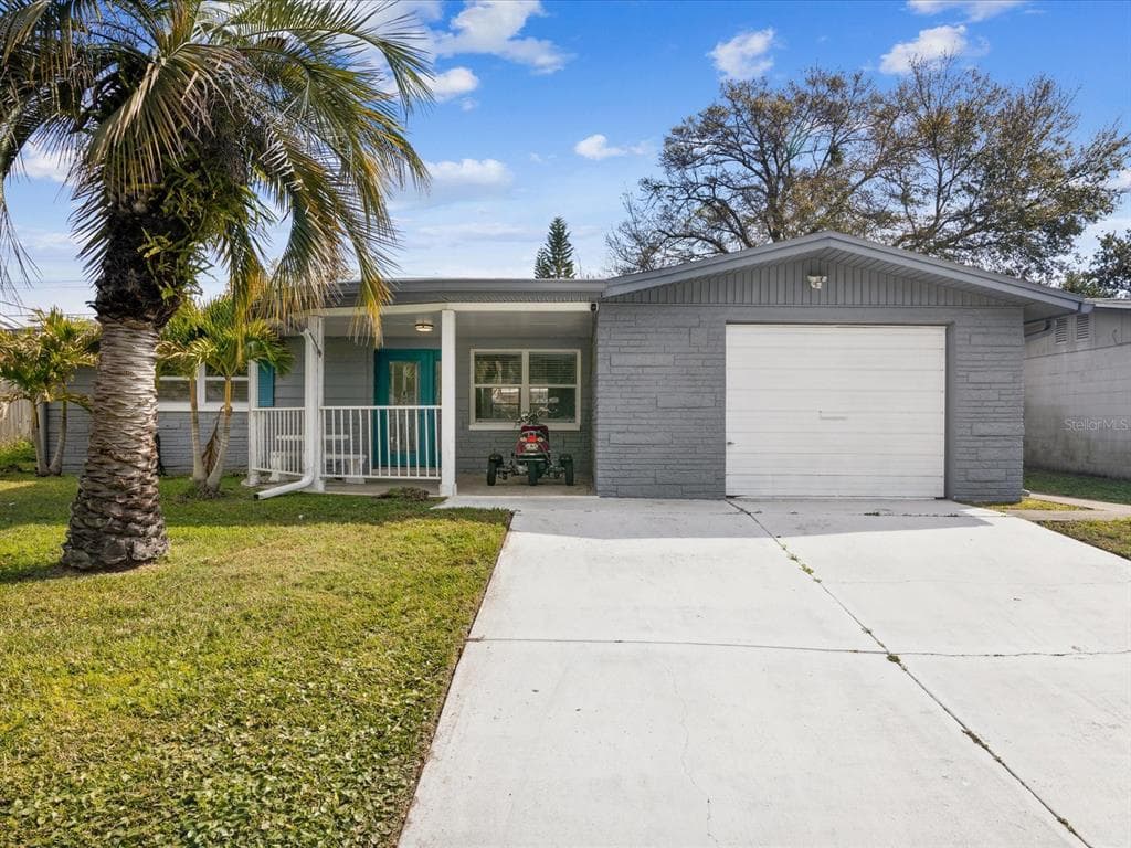 2036 LYRA DRIVE HOLIDAY, FL 34690