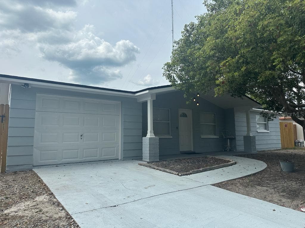 1415 BRIXTON LANE HOLIDAY, FL 34691