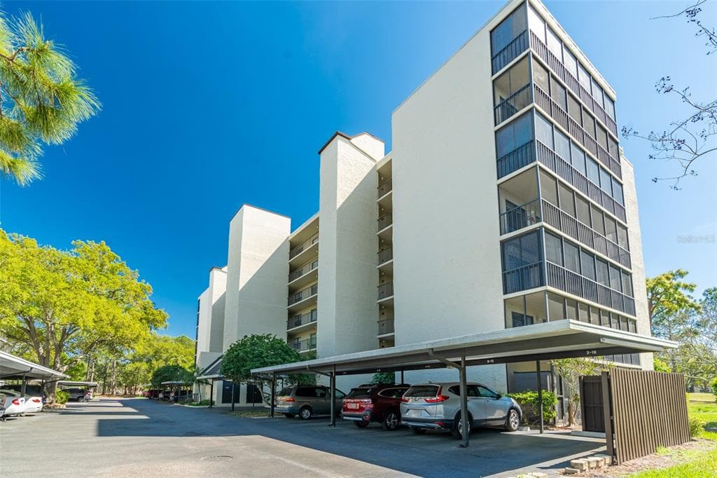 2900 COVE CAY DRIVE UNIT 3A CLEARWATER, FL 33760