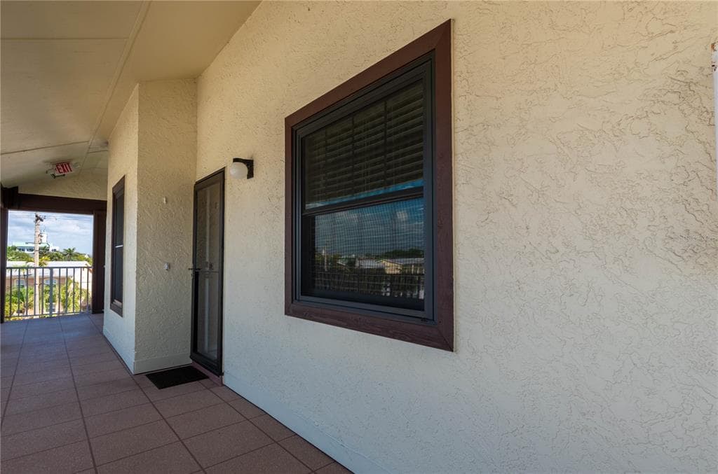 340 CAUSEWAY BOULEVARD UNIT 208 DUNEDIN, FL 34698