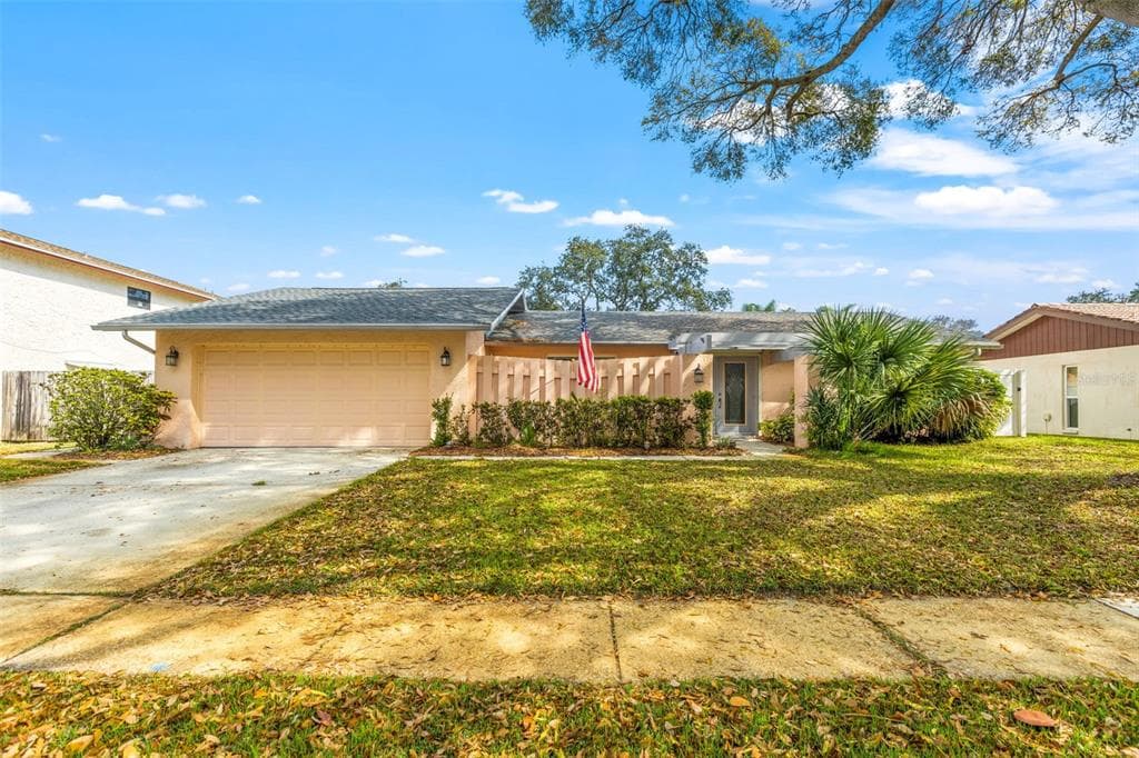 9663 104TH AVENUE LARGO, FL 33773