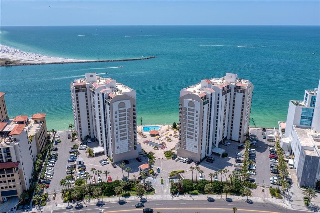 440 S GULFVIEW BOULEVARD UNIT 1702 CLEARWATER, FL 33767