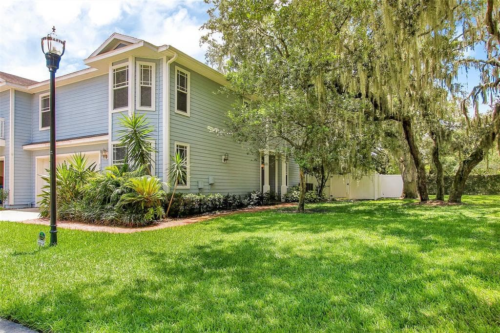 205 ARBOR SHADE COURT