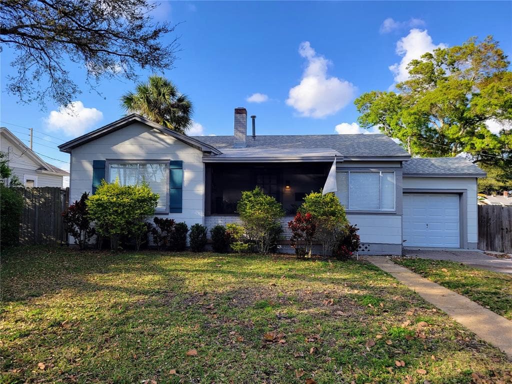 1535 35TH AVENUE N ST PETERSBURG, FL 33704