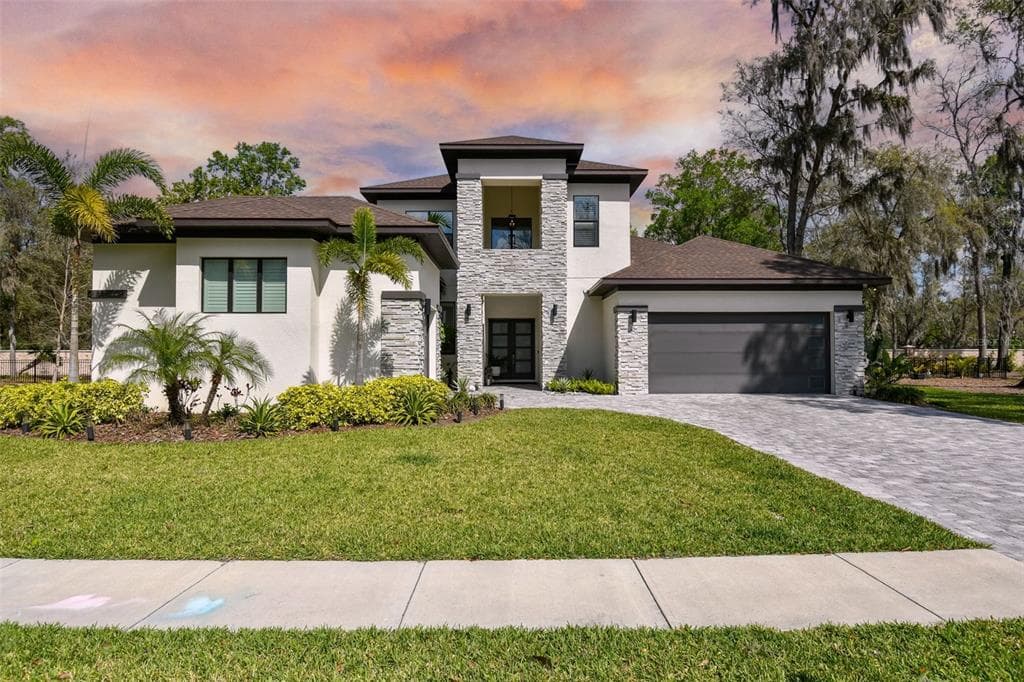 930 SHOALS LANDING DRIVE BRANDON, FL 33511