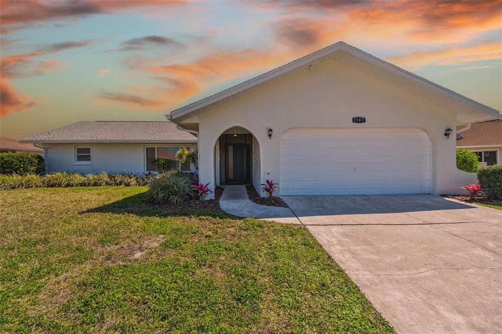 1107 60TH STREET W BRADENTON, FL 34209