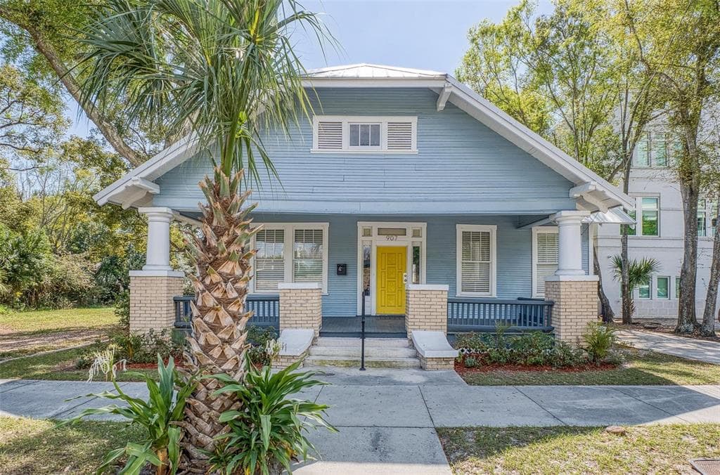 907 E 12TH AVENUE TAMPA, FL 33605