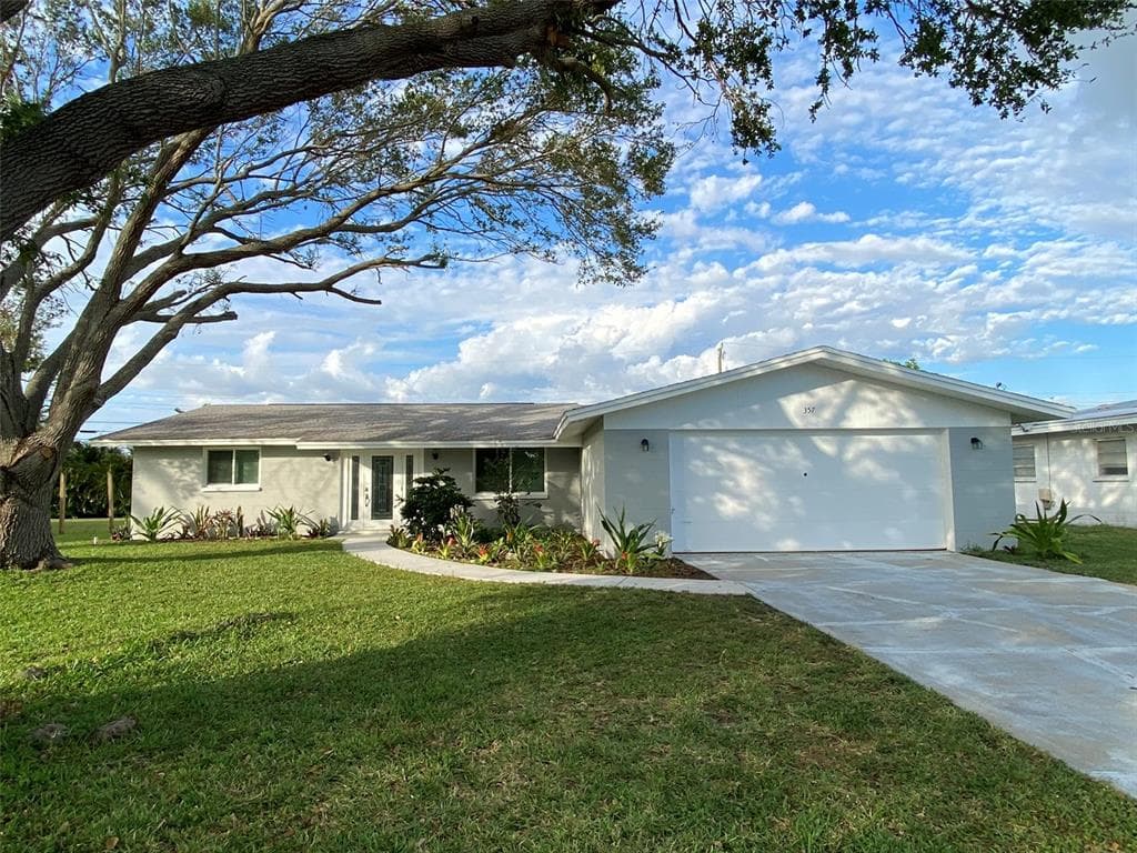 357 PINE TREE ROAD VENICE, FL 34293