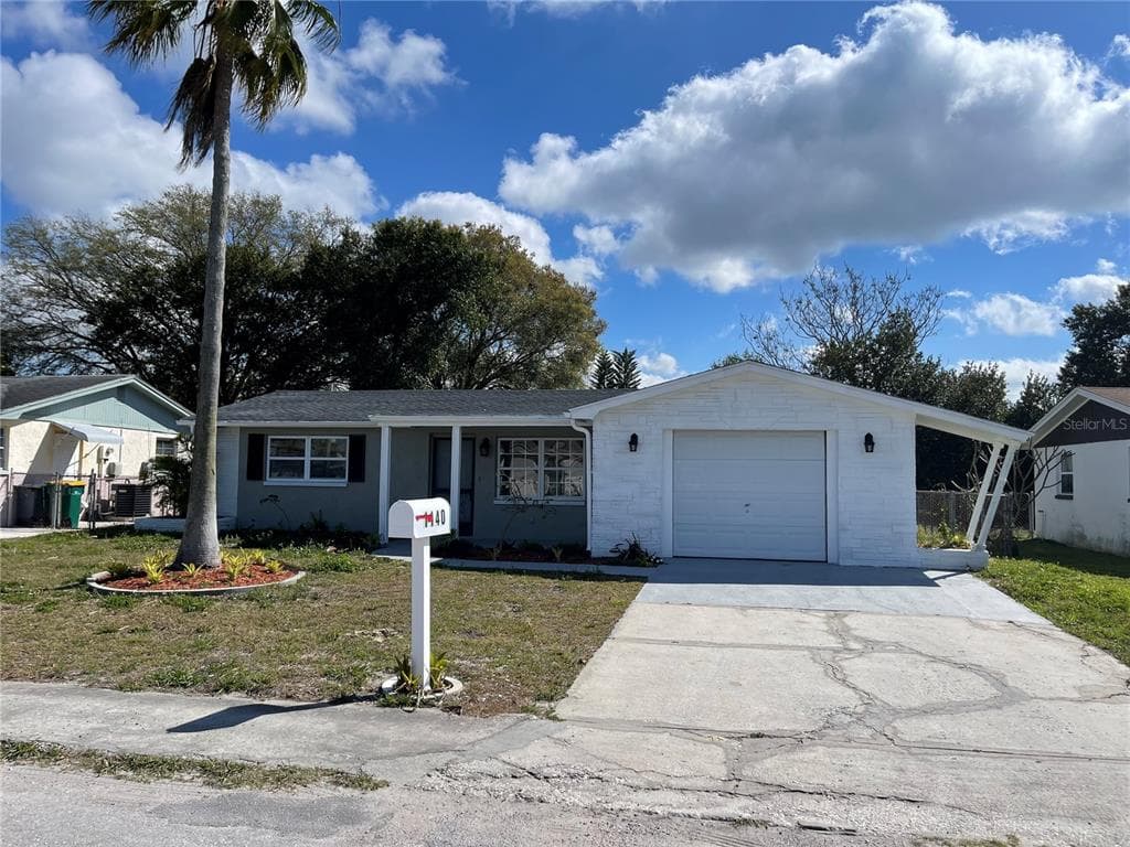 1140 VIKING DRIVE HOLIDAY, FL 34691