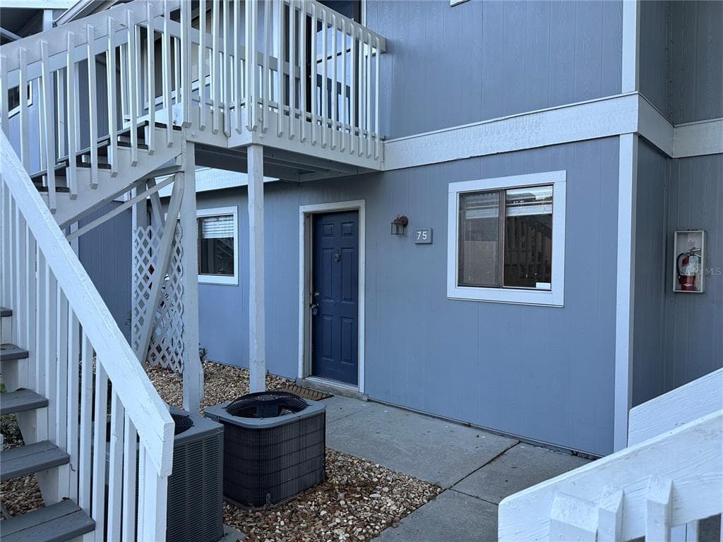 6033 34TH STREET W UNIT 75 BRADENTON, FL 34210