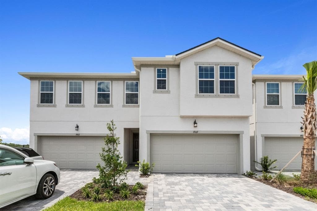 19169 BLUE POND DRIVE LUTZ, FL 33558