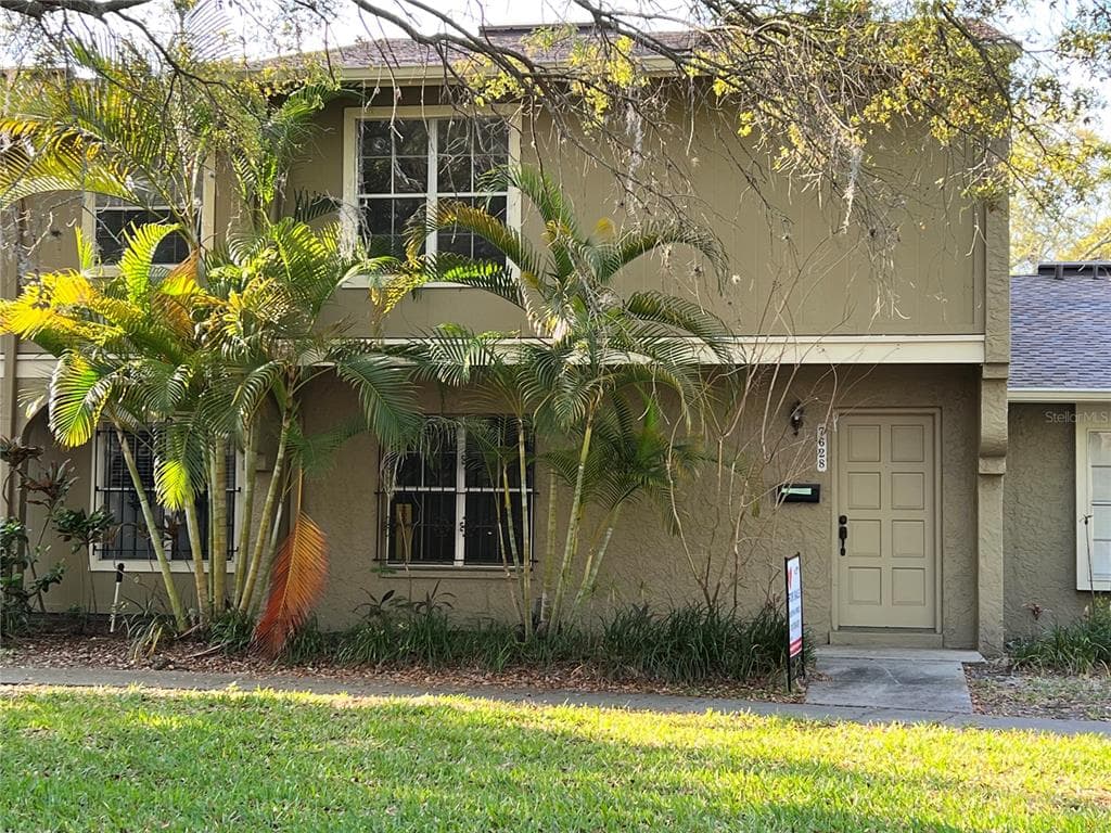 7628 WOODBRIDGE BOULEVARD TAMPA, FL 33615
