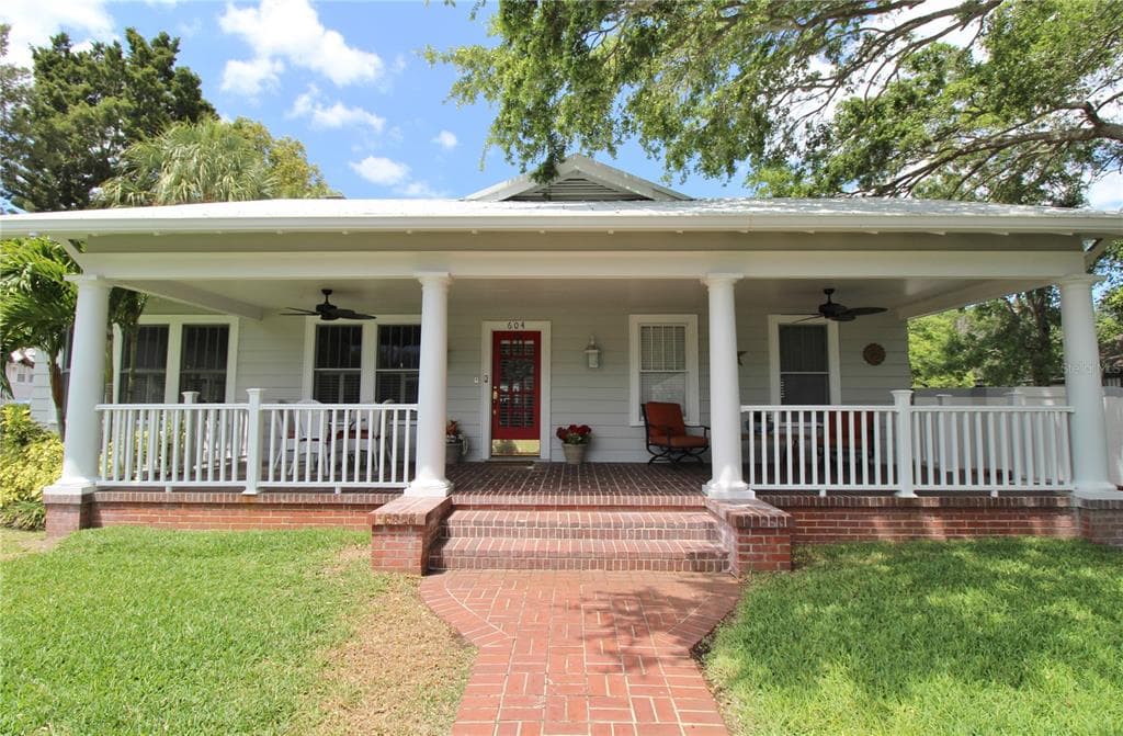 604 SCOTLAND STREET DUNEDIN, FL 34698
