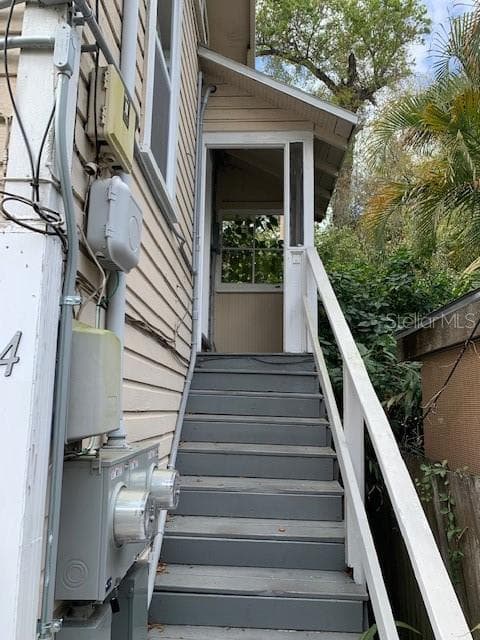 208 VINE AVENUE UNIT 4 CLEARWATER, FL 33755