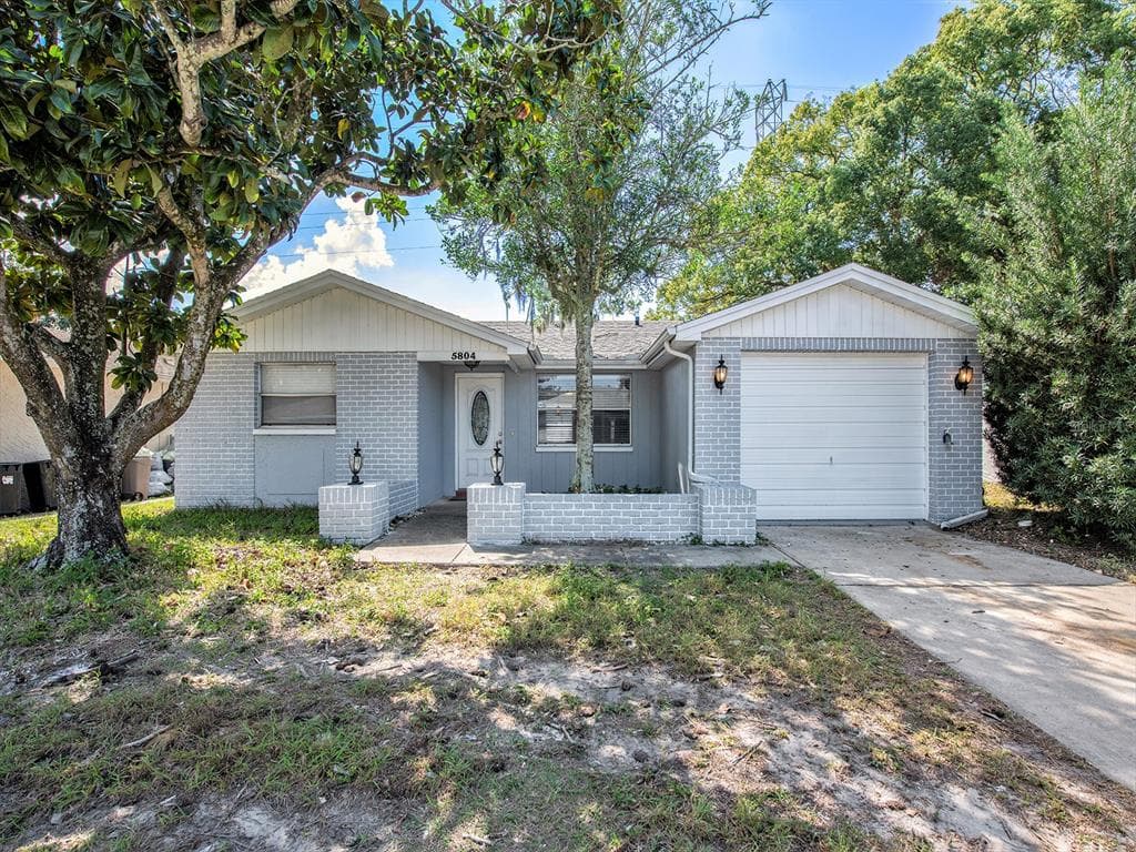 5804 ELENA DRIVE HOLIDAY, FL 34690