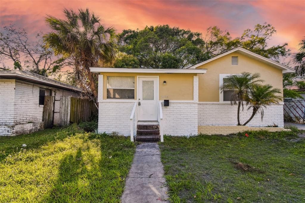 2635 12TH STREET S ST PETERSBURG, FL 33705